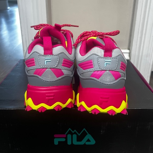 FINAL PRICE NEW Fila Kid's Oakmont Tr Shoes - Picture 4 of 5